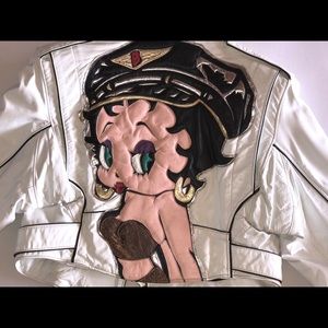 Beautiful Betty boop leather jacket !